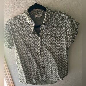 Green button down- floral stitch